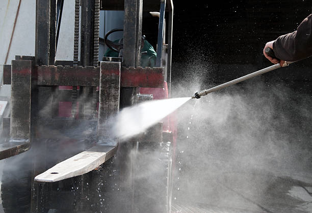 Best Pressure Washing Services for Businesses  in Blue Earth, MN